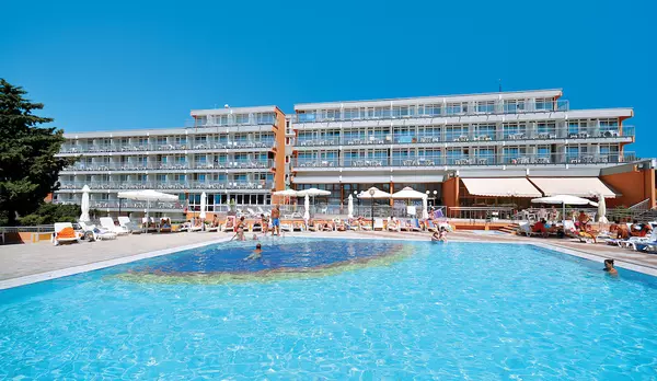 Chorvátsko - Medulin - hotel Arena Holiday - bazén