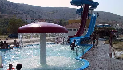 Chorvátsko - ostrov Pag - Pag - apartmány Sanja - tobogán Chorvátsko - ostrov Pag - Pag - apartmány Sanja - tobogán