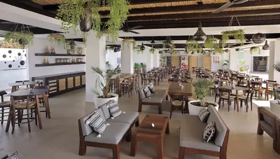 Cyprus - Ayia Napa - hotel Nelia Beach - snack reštaurácia Cyprus - Ayia Napa - hotel Nelia Beach - snack reštaurácia