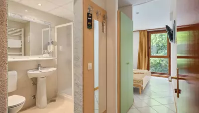 Chorvátsko - Istria - Rabac - hotel Narcis - izba Economy