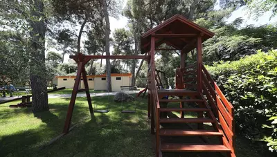 Chorvátsko - Biograd na Moru - San Antonio Resort - detské ihrisko Chorvátsko - Biograd na Moru - San Antonio Resort - detské ihrisko