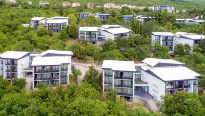 Chorvátsko - Crikvenica - Holiday Resort Ad Turres - pavilóny Chorvátsko - Crikvenica - Holiday Resort Ad Turres - pavilóny