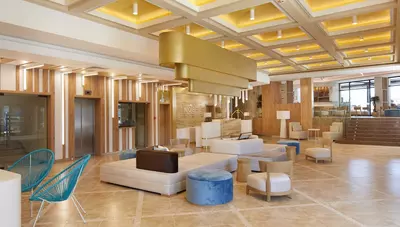 Bulharsko - Slnečné pobrežie - hotel Nobel - recepcia s lobby