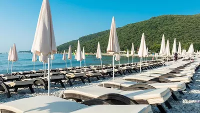 Chorvátsko - Istria - Rabac - hotel Narcis - pláž Chorvátsko - Istria - Rabac - hotel Narcis - pláž