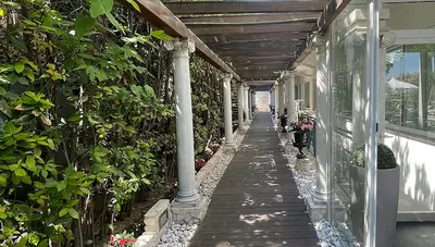 Taliansko - Lido di Jesolo - Hotel Cellini - areál hotela