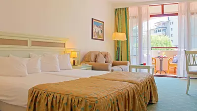 Bulharsko - Slnečné pobrežie - Royal Palace Helena Park - dvojlôžková izba orientovaná do záhrady