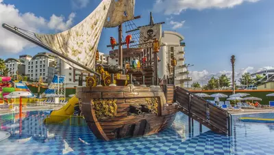 Turecko - Alanya - Hotelový komplex Lonicera - aquapark