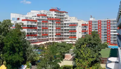 Bulharsko - Slnečné pobrežie - Hotel Fénix - areál