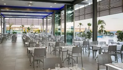 Cyprus - Ayia Napa - Hotel Asterias Beach - reštaurácia Cyprus - Ayia Napa - Hotel Asterias Beach - reštaurácia