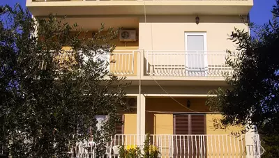 Chorvátsko - Sv.Filip i Jakov - Apartmány Šipa - apartmánový dom