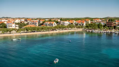 Chorvátsko - Vodice - Srima - apartmány Poseidon - pláž Chorvátsko - Vodice - Srima - apartmány Poseidon - pláž