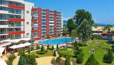 Bulharsko - Slnečné pobrežie - Hotel Fénix - hotelový areál