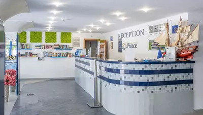 Bulharsko - Slnečné pobrežie - Hotel Palace - recepcia Bulharsko - Slnečné pobrežie - Hotel Palace - recepcia