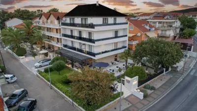 Chorvátsko - Vodice - Penzión & apartmány Sidro Chorvátsko - Vodice - Penzión & apartmány Sidro