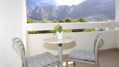 Chorvátsko - Makarska - hotel Biokovka - izba orientovaná na hory Chorvátsko - Makarska - hotel Biokovka - izba orientovaná na hory