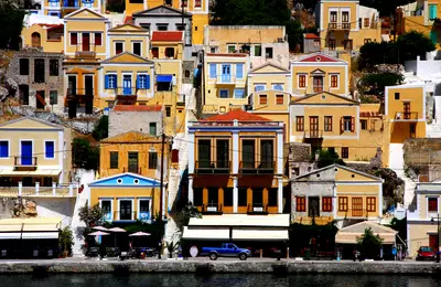 Grécko - Rhodos - Ostrov Symi - tradičné domčeky