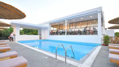 Grécko - Rhodos - Faliraki - hotel Evita Mare - bazén Grécko - Rhodos - Faliraki - hotel Evita Mare - bazén