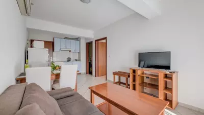 Chorvátsko - Baška Voda - apartmány Ruža Nikolina - apartmán 2+2 - denná miestnosť Chorvátsko - Baška Voda - apartmány Ruža Nikolina - apartmán 2+2 - denná miestnosť