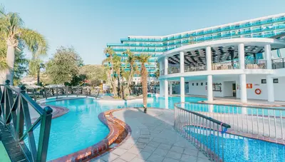 Grécko - Rhodos - Faliraki - hotel Calypso Beach - hotel s bazénom