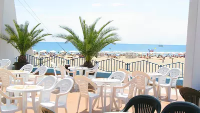 Bulharsko - Slnečné pobrežie - Hotel Burgas Beach - terasa Bulharsko - Slnečné pobrežie - Hotel Burgas Beach - terasa