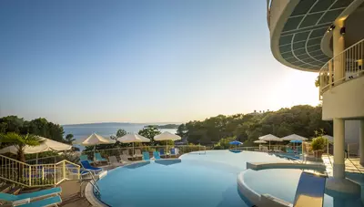 Chorvátsko - ostrov Krk - Krk - Krk Sunny Hotel - bazén Chorvátsko - ostrov Krk - Krk - Krk Sunny Hotel - bazén