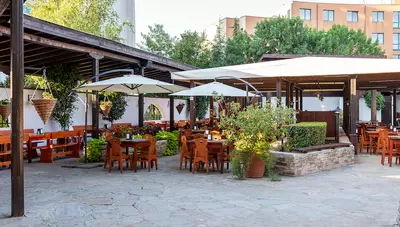 Bulharsko - Slnečné pobrežie - Hotel Trakia Plaza - reštaurácia Bulharsko - Slnečné pobrežie - Hotel Trakia Plaza - reštaurácia