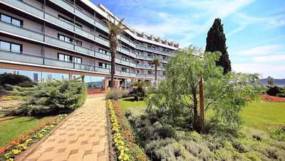 Chorvátsko - Biograd na Moru - hotel Ilirija - záhrada Chorvátsko - Biograd na Moru - hotel Ilirija - záhrada