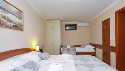 Chorvátsko - Biograd na Moru - San Antonio Resort - trojlôžková izba Chorvátsko - Biograd na Moru - San Antonio Resort - trojlôžková izba