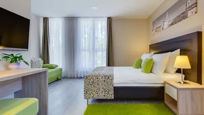 Chorvátsko - Petrčane - hotel Pinija - rodinná izba 2+2 bez balkóna