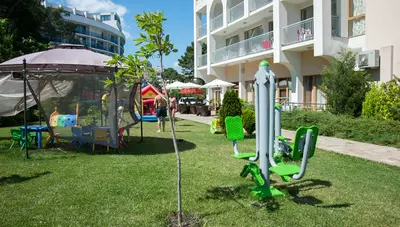 Bulharsko - Slnečné pobrežie - Hotel Viand - detské ihrisko Bulharsko - Slnečné pobrežie - Hotel Viand - detské ihrisko