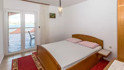 Chorvátsko - ostrov Pag - Pag - apartmány Robert - spálňa Chorvátsko - ostrov Pag - Pag - apartmány Robert - spálňa