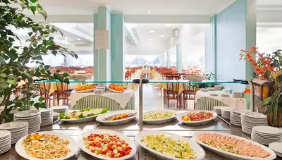 Chorvátsko - Istria - Rabac - hotel Narcis - reštaurácia Chorvátsko - Istria - Rabac - hotel Narcis - reštaurácia