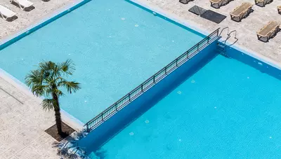 Bulharsko - Slnečné pobrežie - Bavaro - bazén Bulharsko - Slnečné pobrežie - Bavaro - bazén