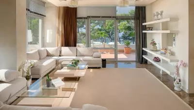 Chorvátsko - Makarska - Valamar Meteor hotel - kaviareň