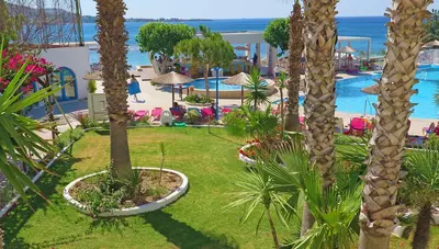 Rhodos - Lardos - Hotel Sunrise  - hotelová záhrada Rhodos - Lardos - Hotel Sunrise  - hotelová záhrada