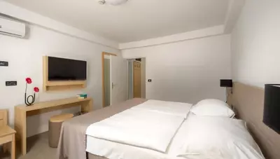 Chorvátsko - ostrov Krk - Omišalj - penzión Delfin - suita s terasou Chorvátsko - ostrov Krk - Omišalj - penzión Delfin - suita s terasou