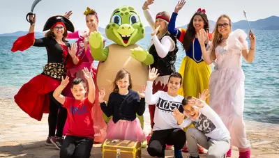 Chorvátsko - Petrčane - hotel Pinija - animácie - mini klub