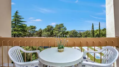 Chorvátsko - Baško Polje - Hotel Alem - izba - balkón