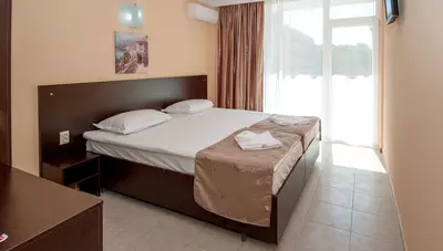 Bulharsko - Slnečné pobrežie - hotel Riva - dvojlôžková izba Bulharsko - Slnečné pobrežie - hotel Riva - dvojlôžková izba