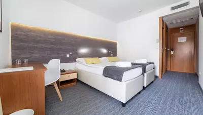 Chorvátsko - Vodice - hotel Punta - izba Chorvátsko - Vodice - hotel Punta - izba