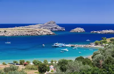 Grécko - Rhodos - Lindos pohľad z mesta na more