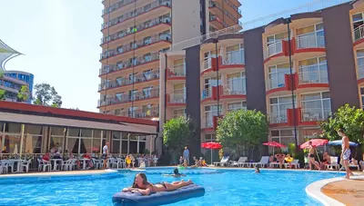 Bulharsko - Slnečné pobrežie - Hotel Astoria - bazén Bulharsko - Slnečné pobrežie - Hotel Astoria - bazén