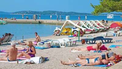 Chorvátsko - Vodice - pláž Chorvátsko - Vodice - pláž