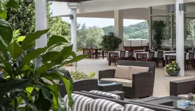 Chorvátsko - Šibenik -  Hotel Niko - Vonkajšia terasa