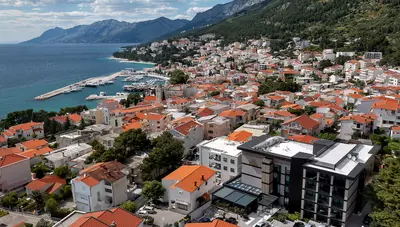 Chorvátsko - Baška Voda - hotel Noemia - pohľad na hotel