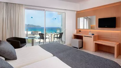 Mallorca - Cala Millor - hotel CM Playa del Moro - izba čiastočne orientovaná na morskú stranu Mallorca - Cala Millor - hotel CM Playa del Moro - izba čiastočne orientovaná na morskú stranu