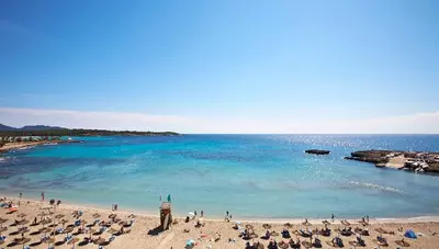 Španielsko - Mallorca - S'Illot - Universal hotel Perla - pláž Španielsko - Mallorca - S'Illot - Universal hotel Perla - pláž