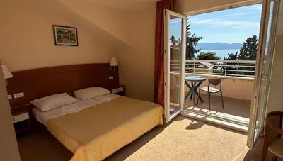 Chorvátsko - Gradac - hotel Neptun - dvojlôžková izba