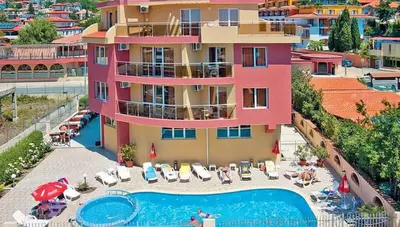 Bulharsko - Slnečné pobrežie - hotel Sunny Flower - pohľad na hotel Bulharsko - Slnečné pobrežie - hotel Sunny Flower - pohľad na hotel