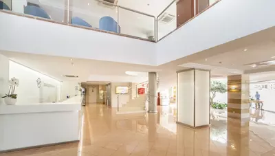 Španielsko - Mallorca -Calas de Mallorca - hotel Globales Samoa - recepcia s lobby